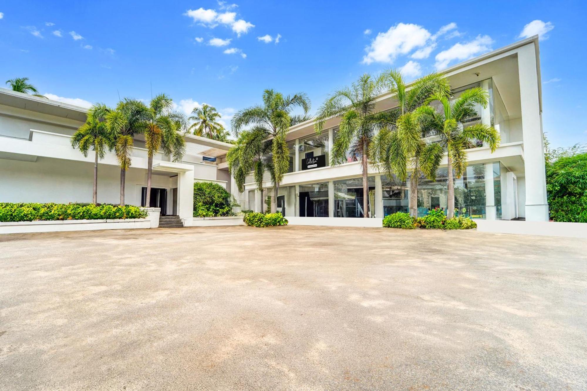 Super Collection O Kazhakuttam Near Al Saj Convention Centre Hotel Andurkonam Exterior photo